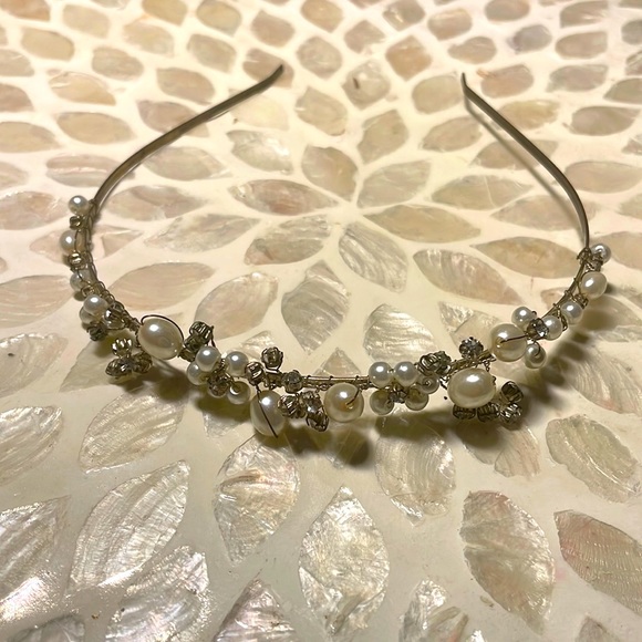 Headband - Picture 1 of 4